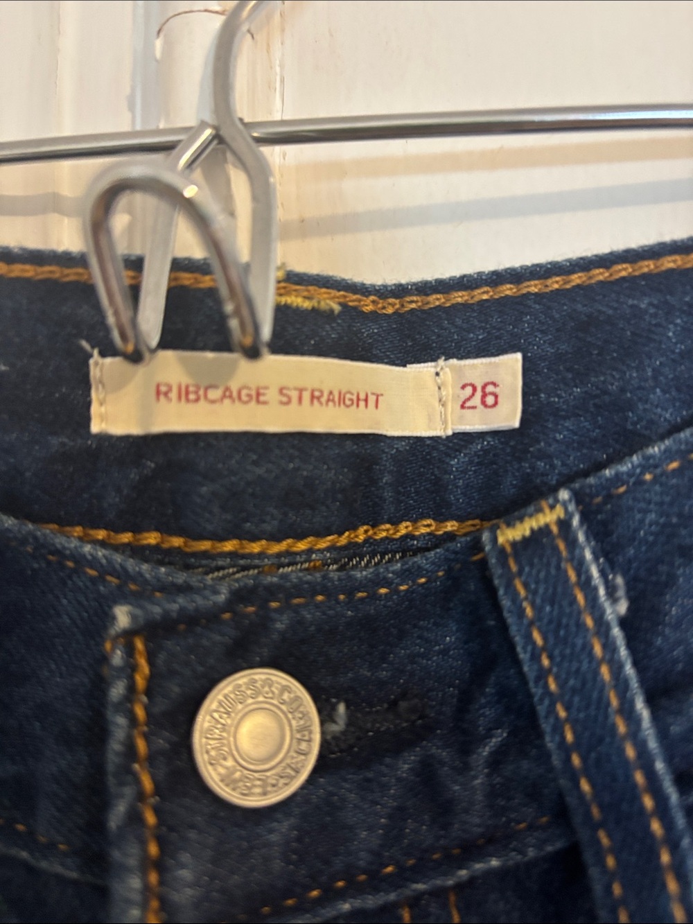 Levi’s Premium Ribcage Straight-Leg Ankle Jeans - Picture 2 of 4